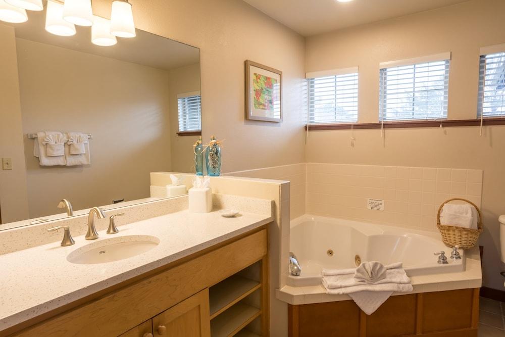 Inn at Cannon Beach photo 32