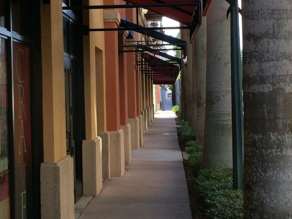 LYX Suites at Merrick Park in Coral Gables photo 27