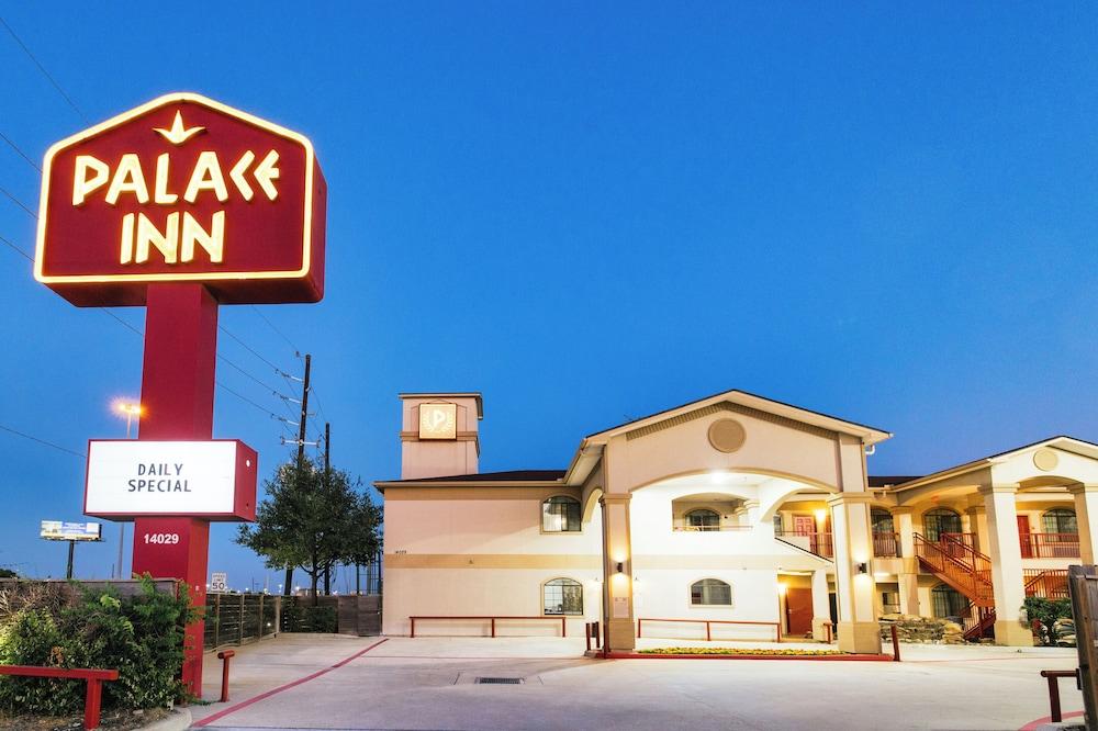 Palace Inn Fairbanks photo 1