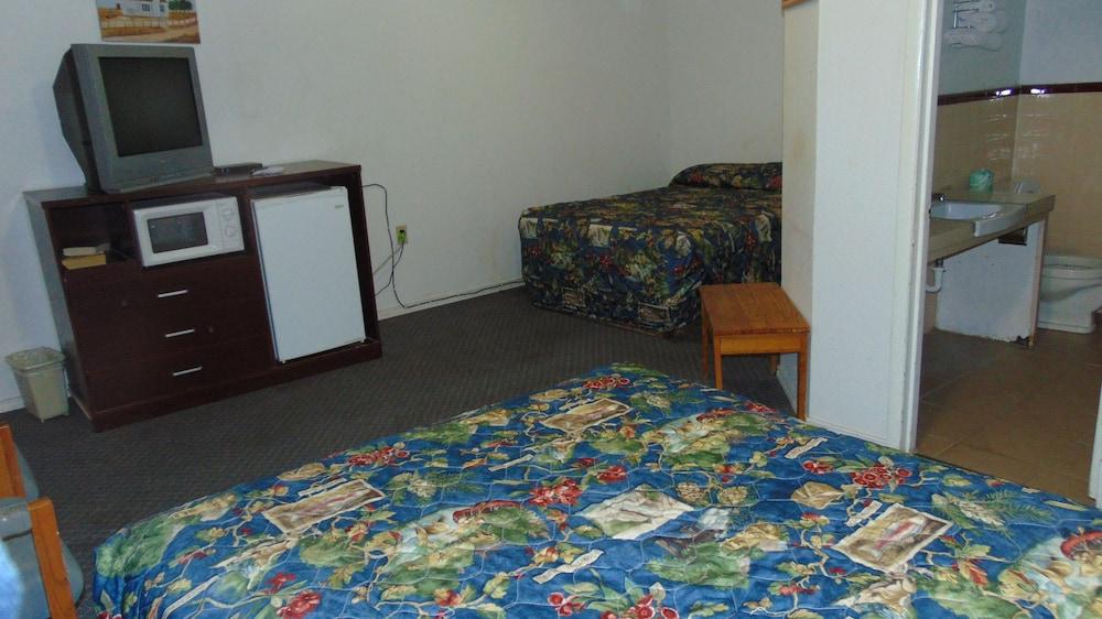 Heritage Budget Inn Hwy 84 photo 6