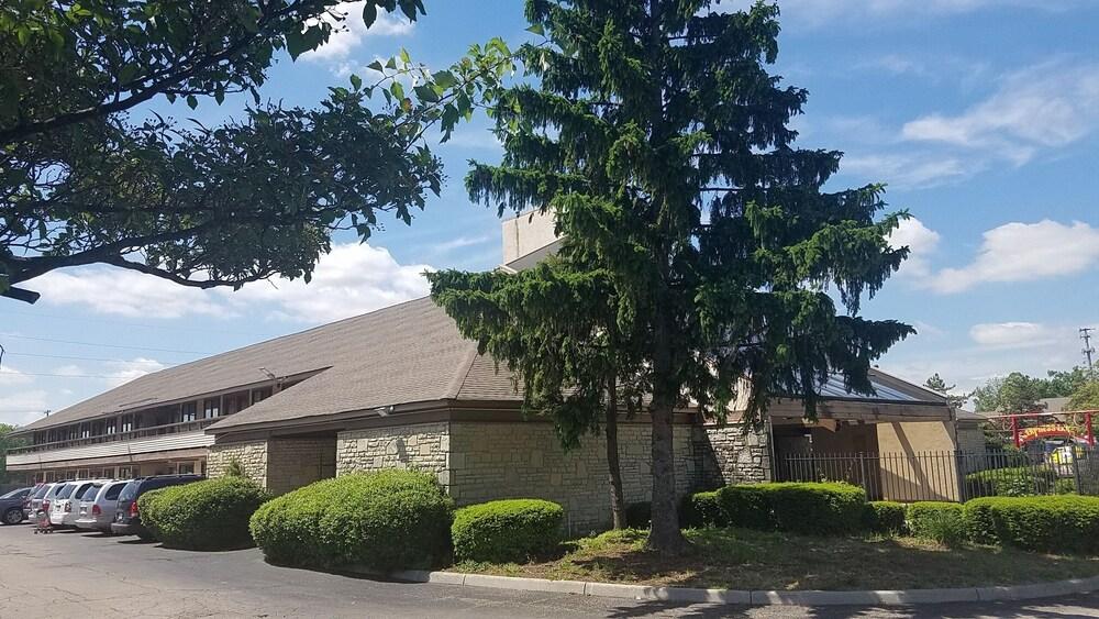 American Value Inn photo 11