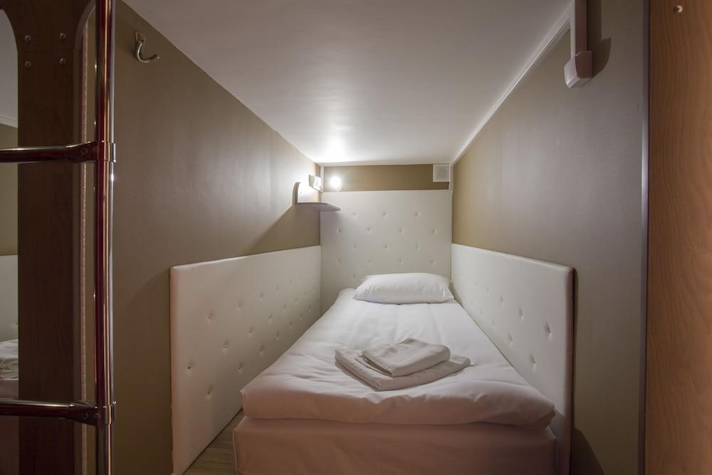 Econo Lodge Picayune photo 10