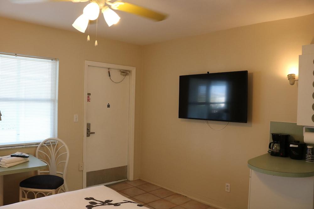 Miramar Beach Resort photo 51