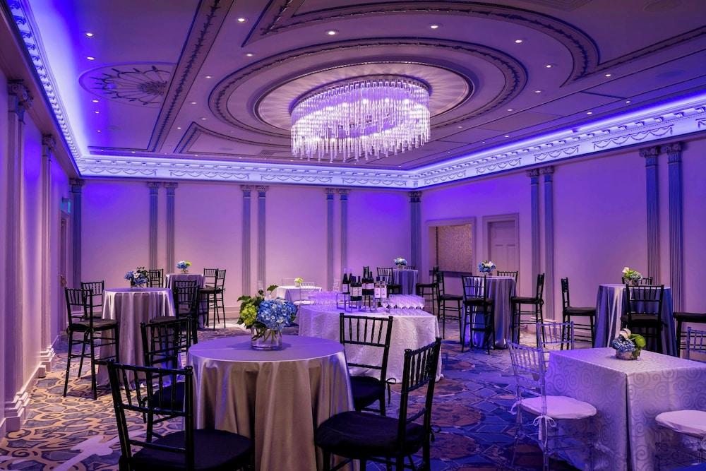 Sheraton Commander Hotel photo 20