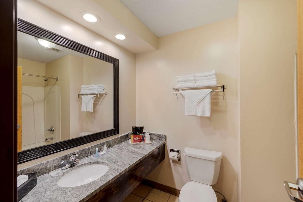 Quality Inn Hamilton photo 13