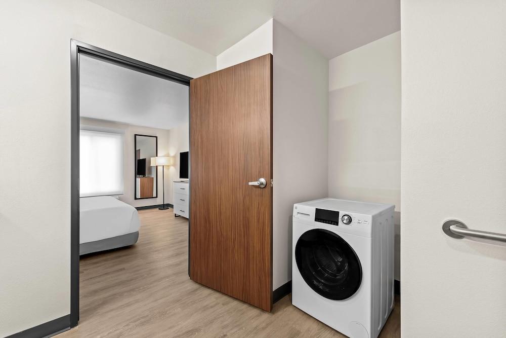 Everhome Suites Brownsville photo 24