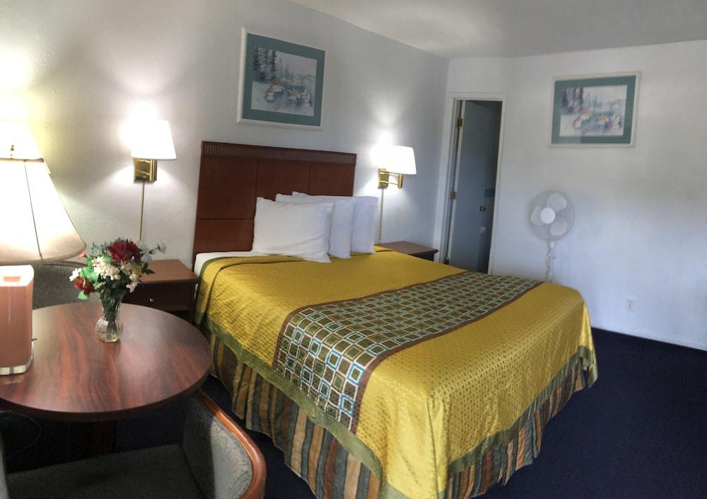 Best Budget Inn photo 4