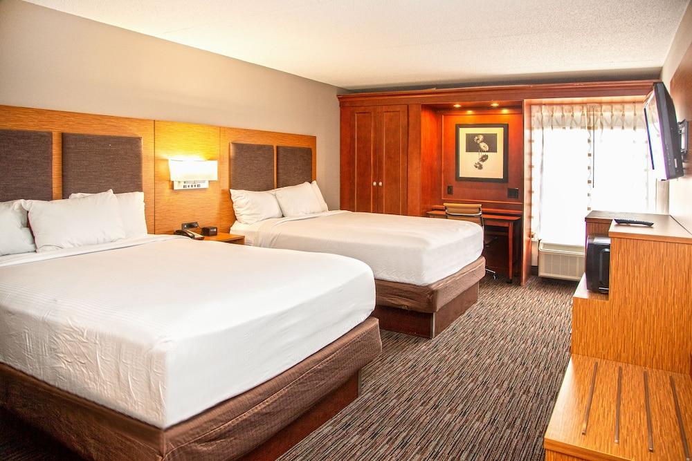 MainStay Suites Springfield IL photo 23