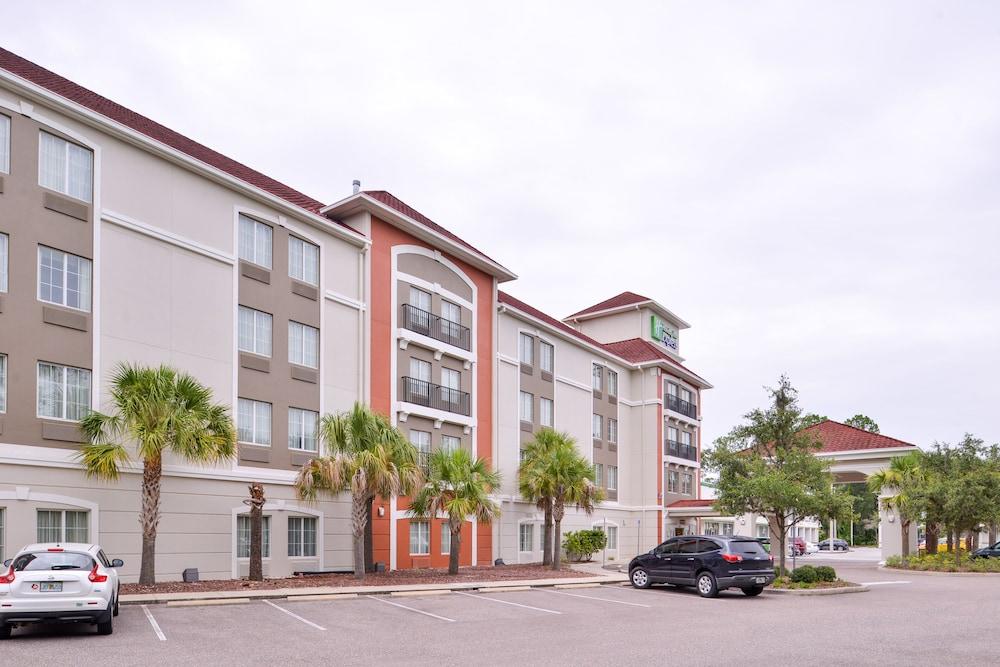 Holiday Inn Express Tampa N I-75 - University Area by IHG photo 70