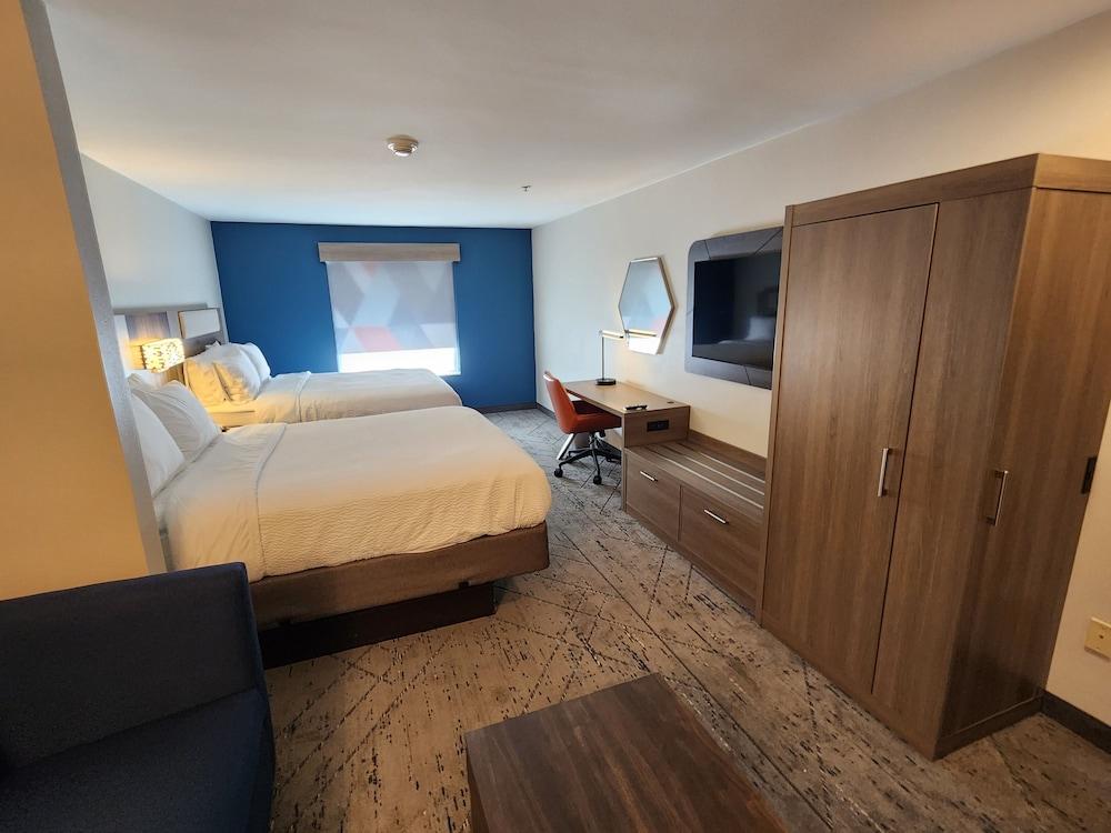 Holiday Inn Express & Suites Perry by IHG photo 18