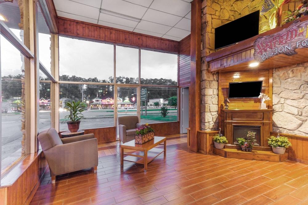 Lodge at Mill Creek photo 2