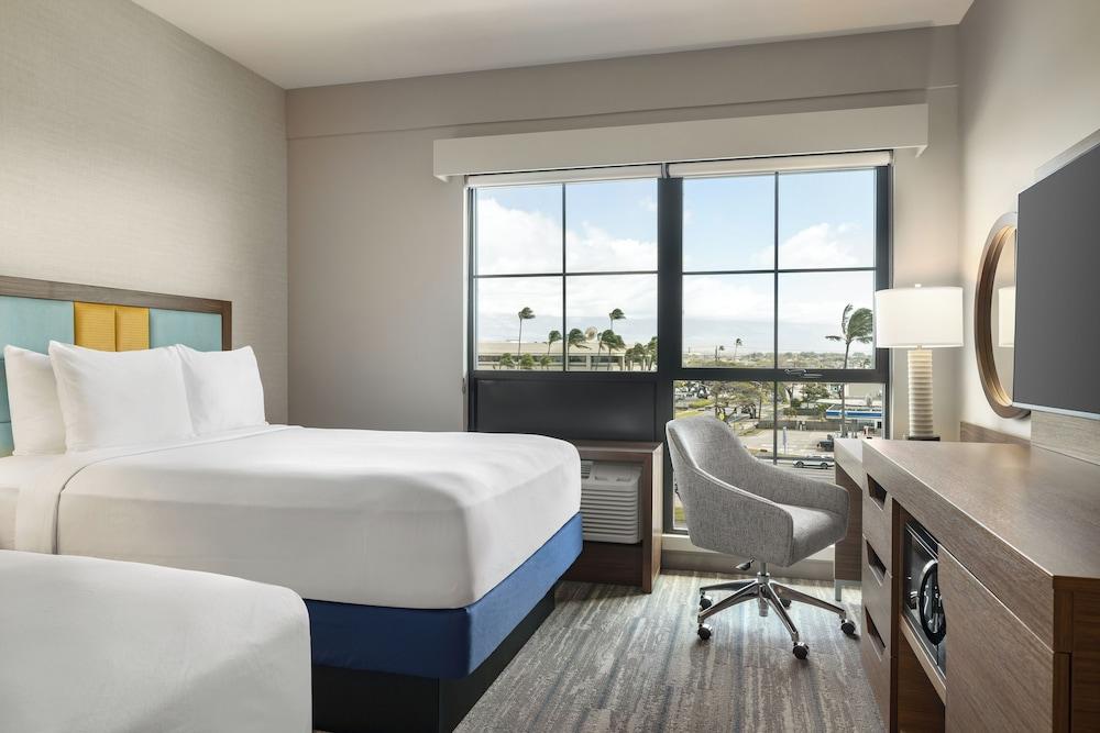 Hampton Inn & Suites Maui North Shore photo 7