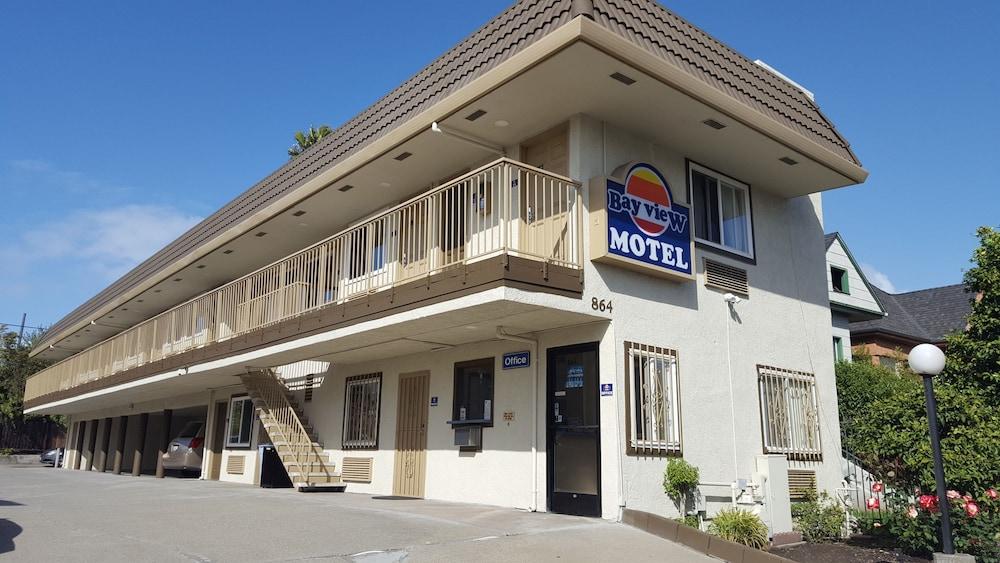Bayview Motel photo 1