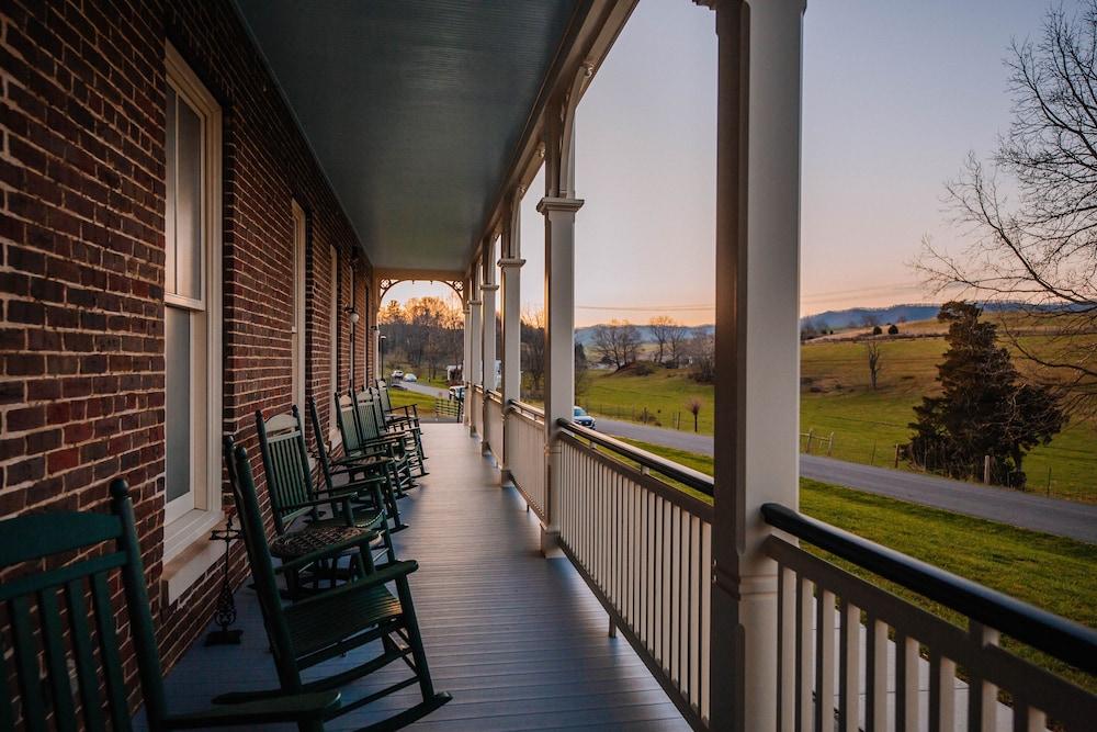 The Inn at Foster Falls photo 10