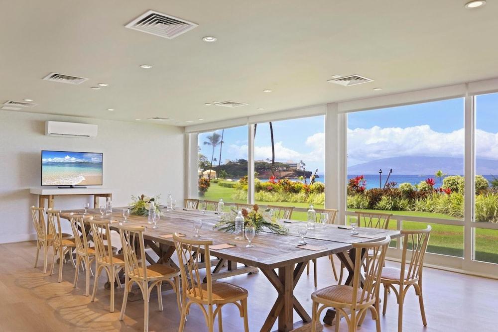 Royal Lahaina Bungalows & Spa photo 40
