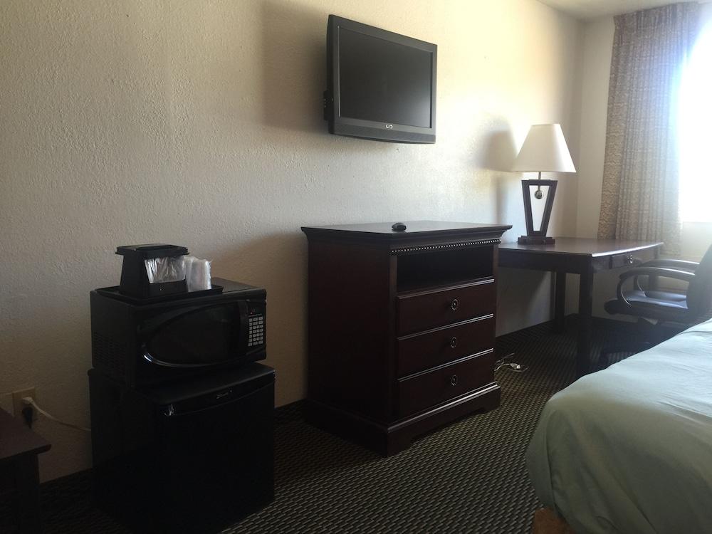 Motel 6 Marion, IL photo 10