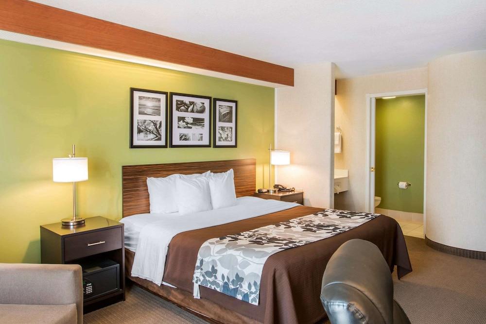 Sleep Inn & Suites Oregon - Toledo photo 18