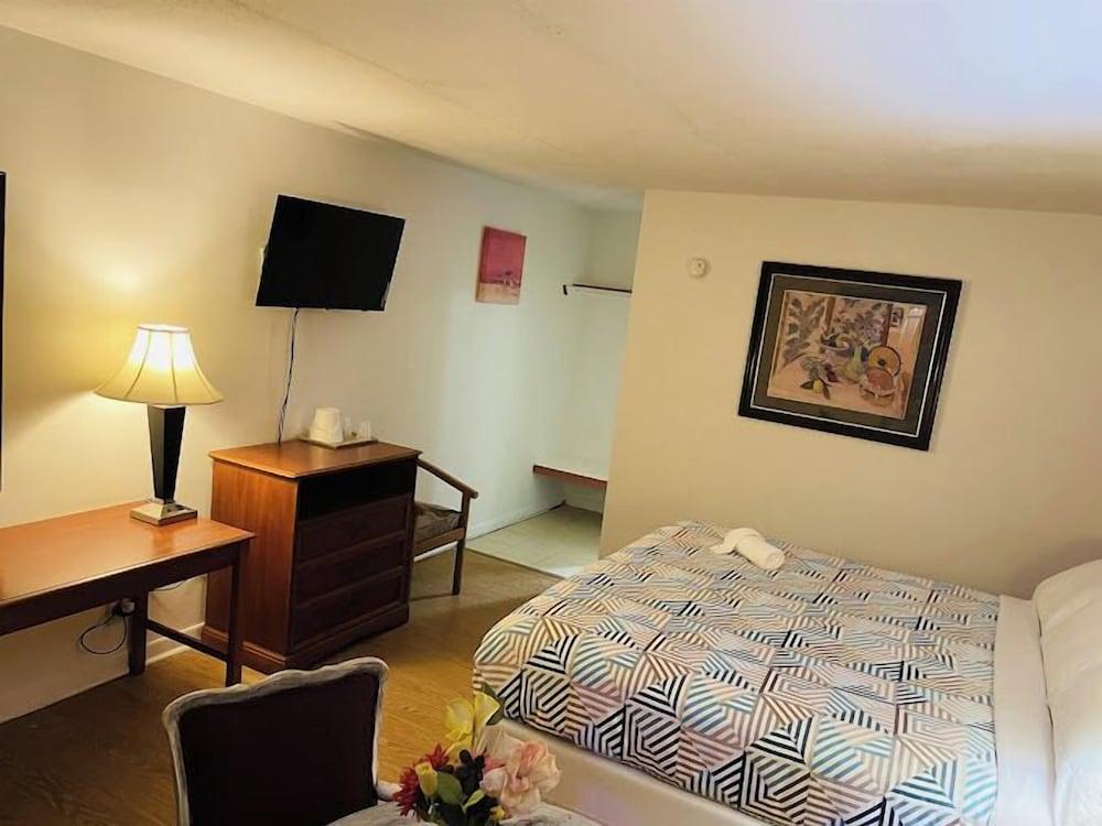 Regent Motel photo 5