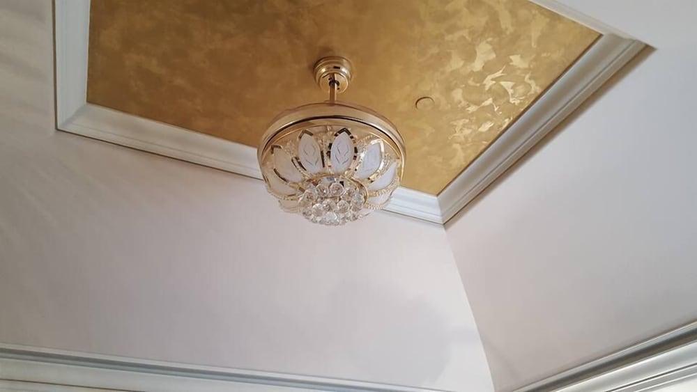 Cameo Heights Mansion photo 75