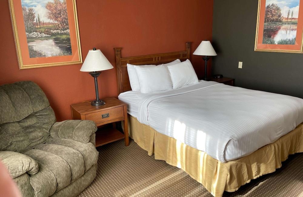 Crossroads Hotel and Event Center photo 41