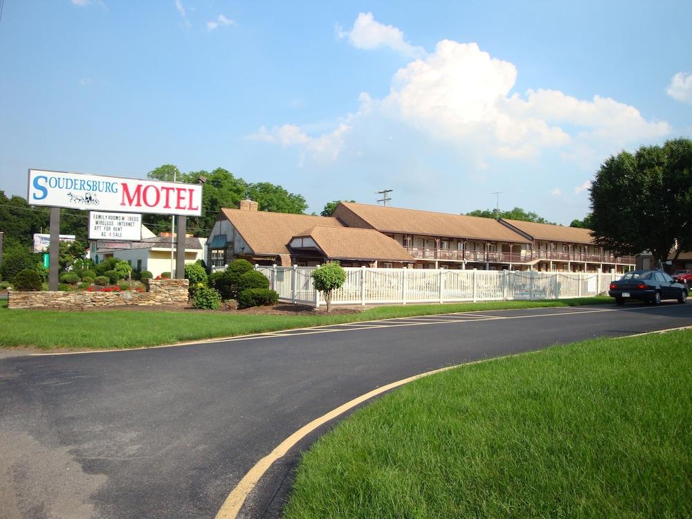 Soudersburg Motel photo 41