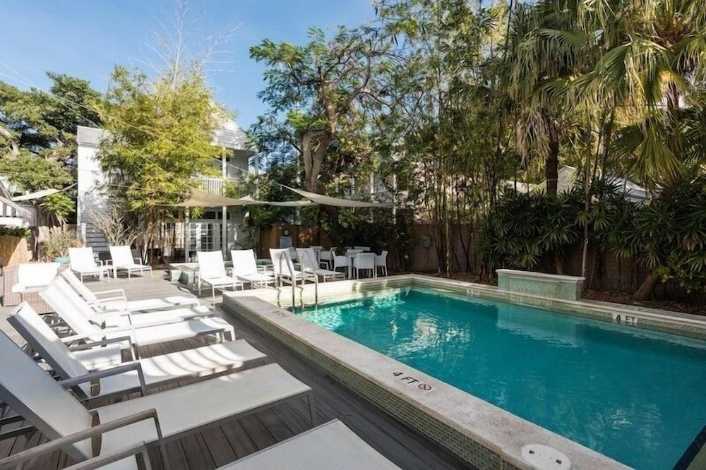 Alexanders Guesthouse - Adult Exclusive, LGBTQ Friendly photo 96