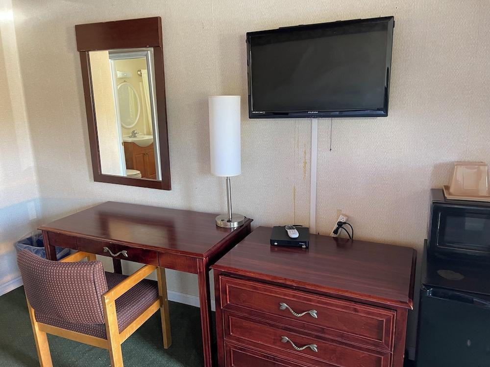 Paramount Motel photo 2