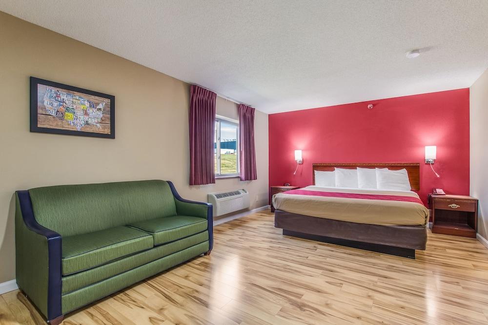 Econo Lodge Shelbyville photo 6
