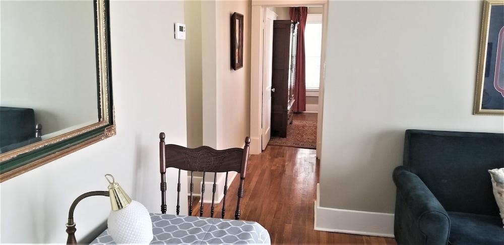 Belvedere Manor photo 52
