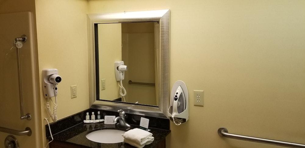 Quality Inn Bainbridge photo 12