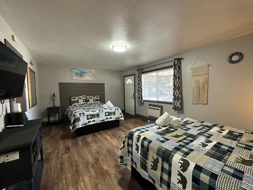Lake Ridge Hotel photo 39