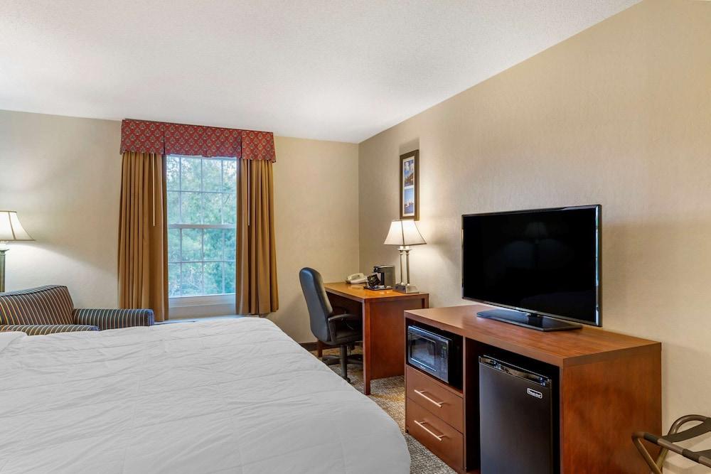 Comfort Inn Foxboro – Mansfield photo 15
