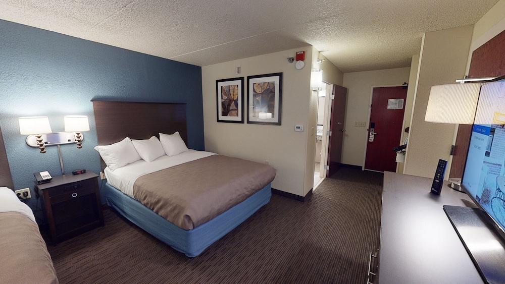 AmericInn by Wyndham Mounds View Minneapolis photo 14