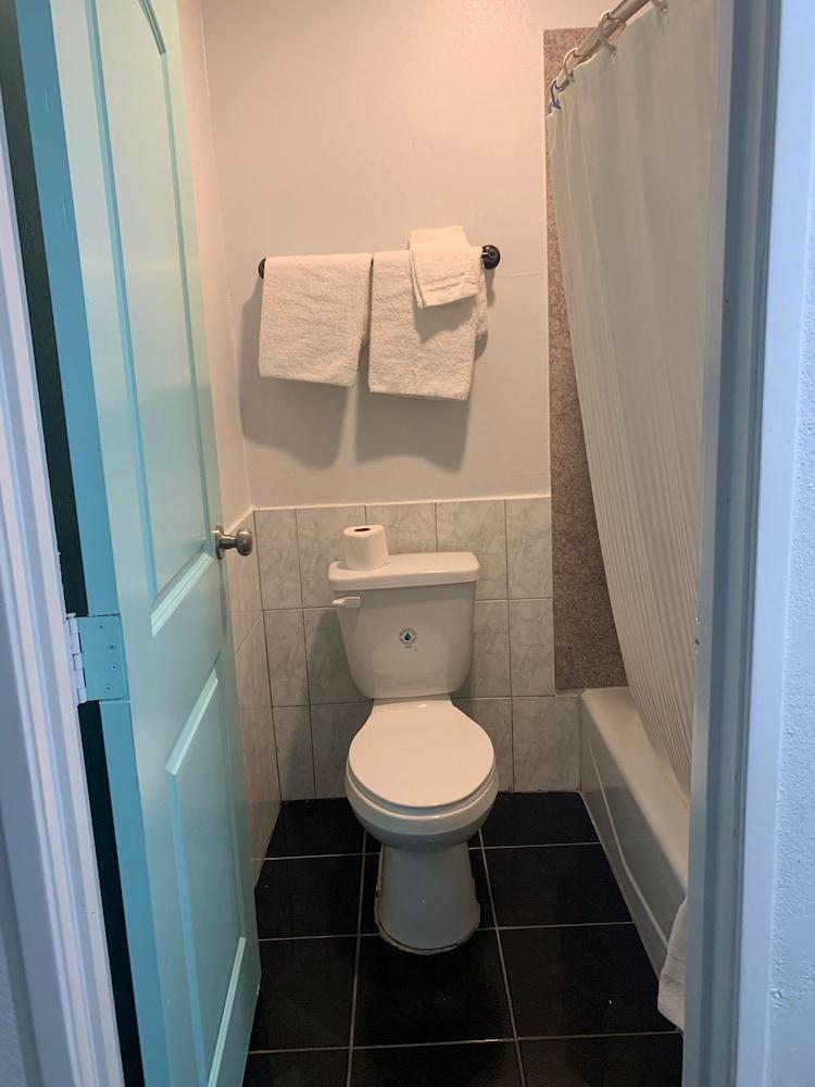 Budget Motel photo 8