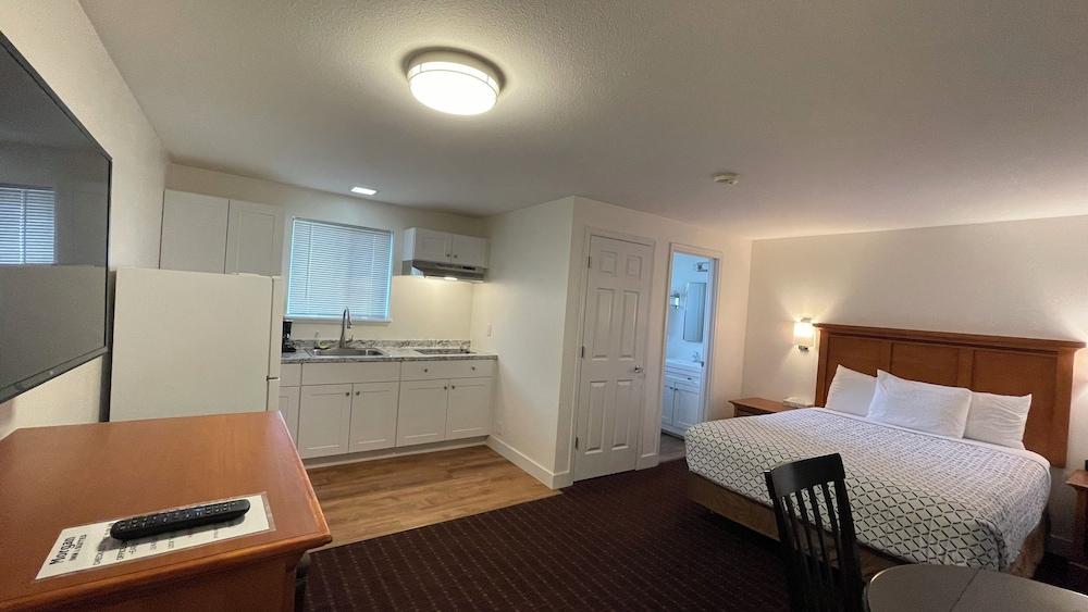 Morgan Inn And Suites photo 19
