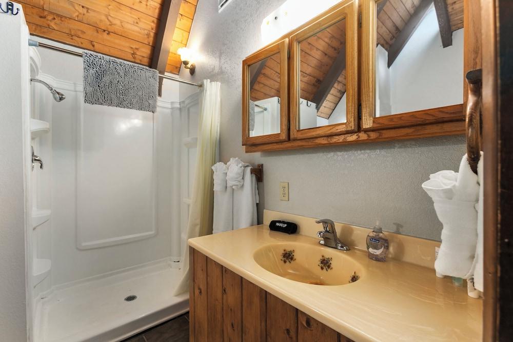 Robinhood Village Resort photo 67