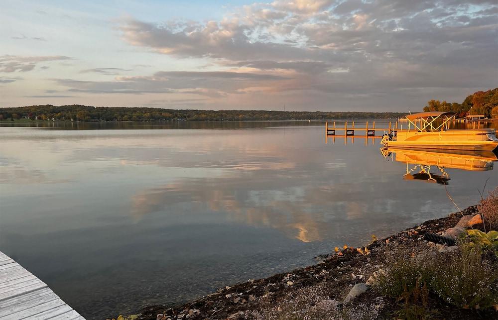 Sand Hill On The Lake photo 32
