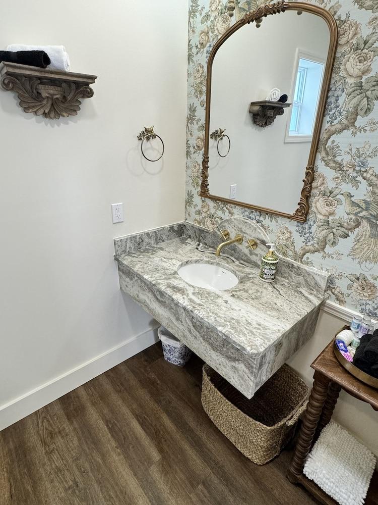 The Rockhound Boutique Hotel photo 22