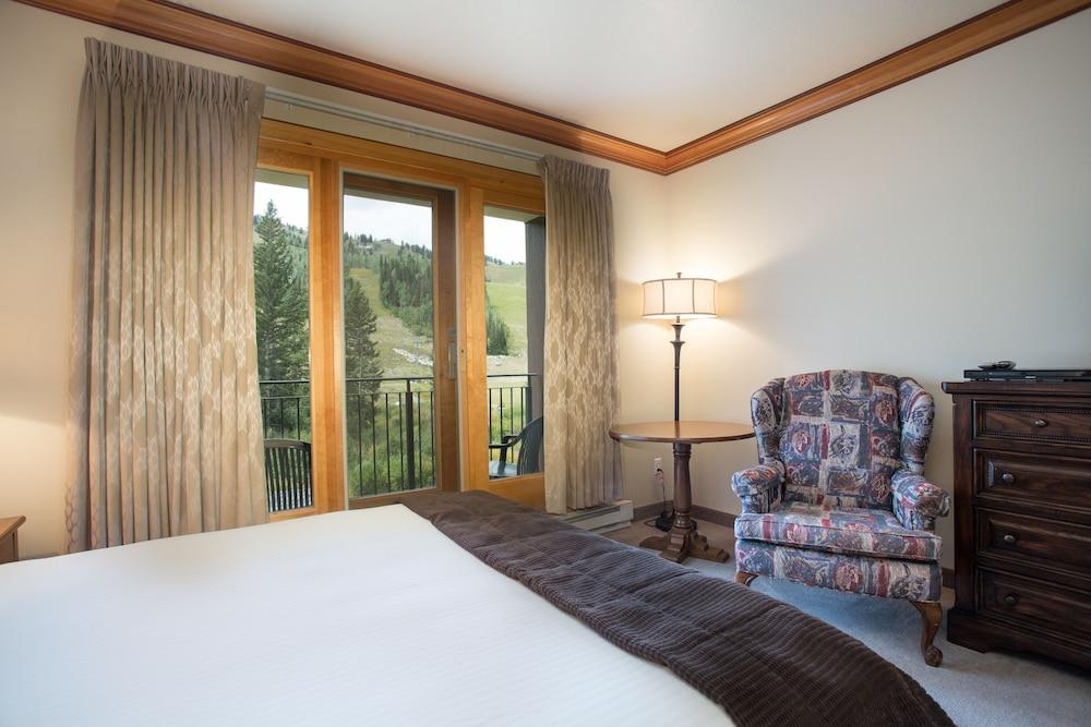 The Inn at Solitude photo 3