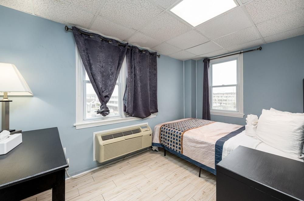 Hammock Inn & Suites - Jersey Shore photo 15