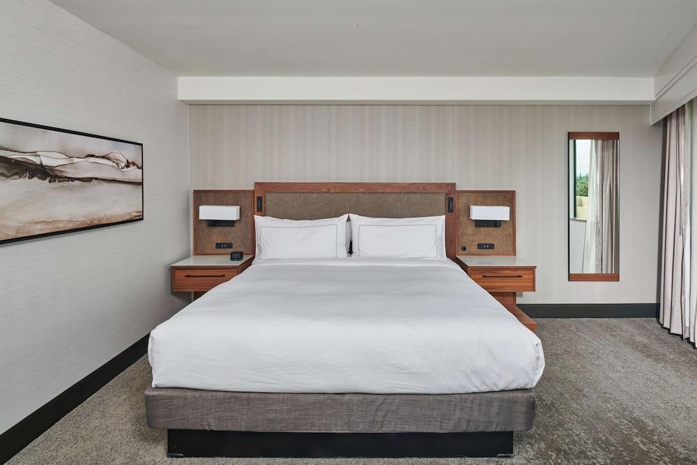 DoubleTree by Hilton Fullerton photo 18