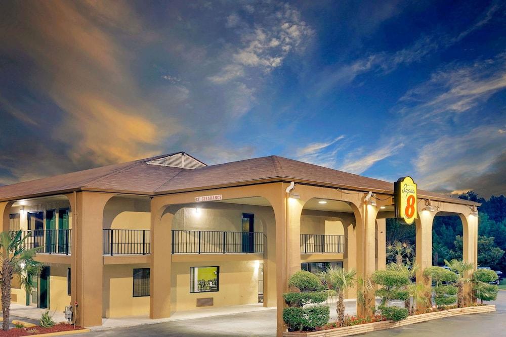 Super 8 by Wyndham Cartersville photo 14