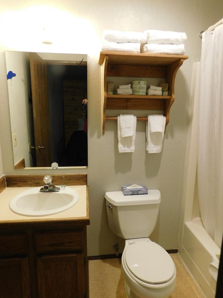 Packwood Inn photo 25