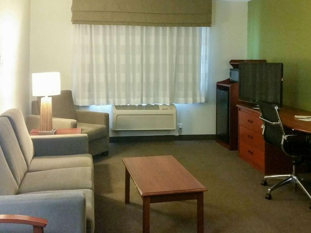 Sleep Inn & Suites Pleasant Hill - Des Moines photo 79