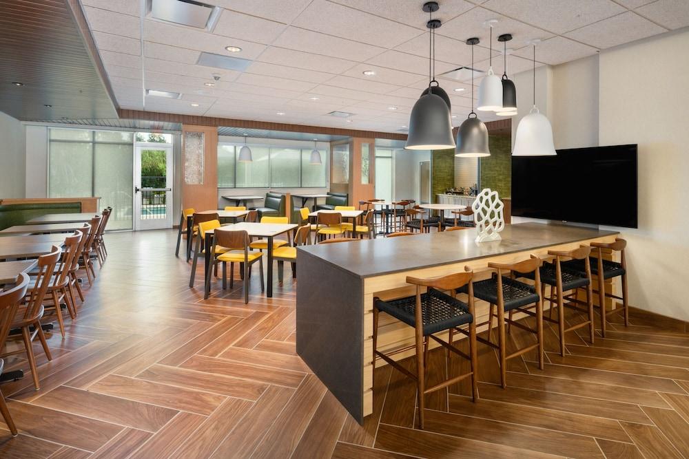 NEW - Fairfield Inn & Suites by Marriott Orlando at Millenia photo 15