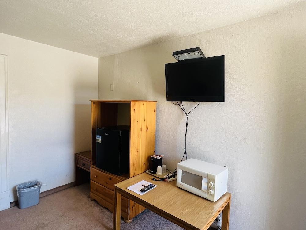 Budget INN photo 5