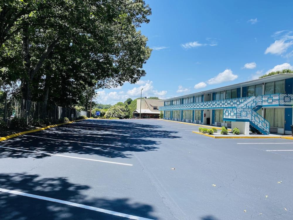 Econo Lodge Clemson - University Area photo 53
