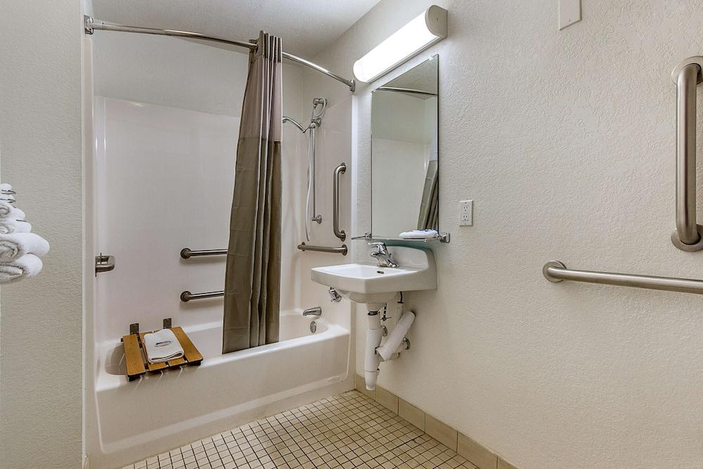 Motel 6 Phoenix North - Bell Road photo 16