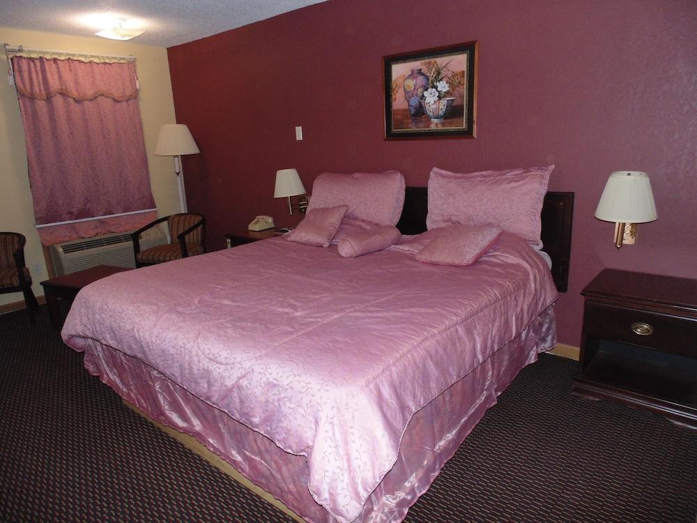 First Western Inn photo 26