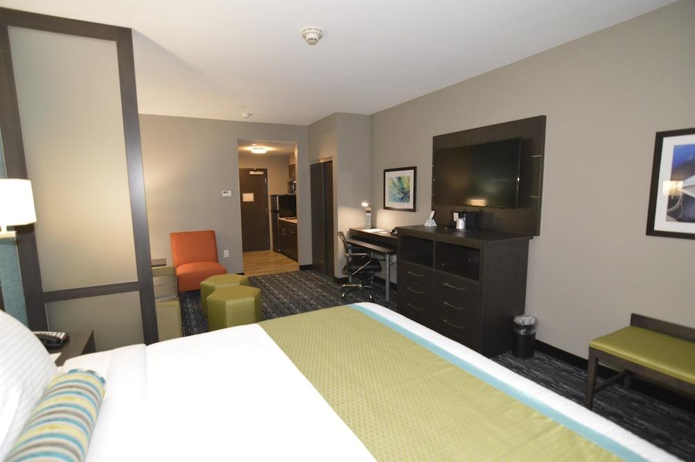 Holiday Inn Express And Suites Pasadena Houston Southeast by IHG photo 20